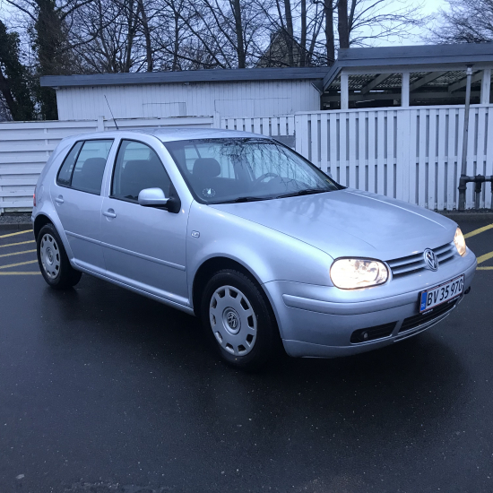 VW GOLF SØLV